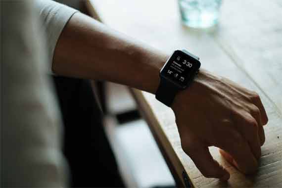 Can you measure blood pressure with a smartwatch