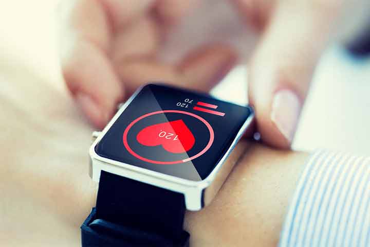 How Safe are Smartwatches to Carry on your Wrist Every day